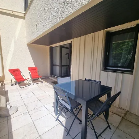 Renove A : Et Commerces A Pied, Terrasse Et Wifi Inclus *